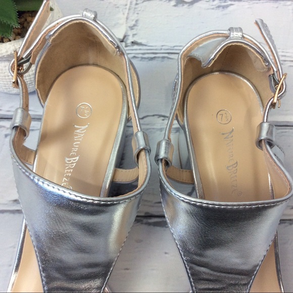 NWOB Nature Breeze Silver Sandals, Size 7.5 - Picture 7 of 7